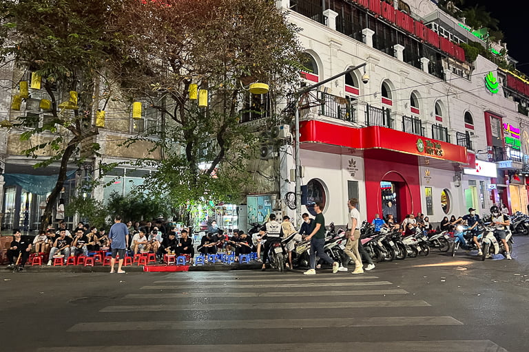 street scene around Hoan Kiem Lake