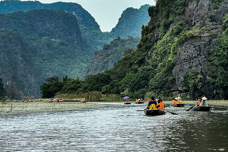 tam coc river tour