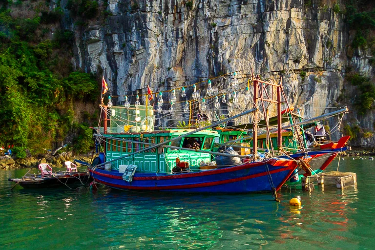 IMG_7792-blog fishing boat in halong bay